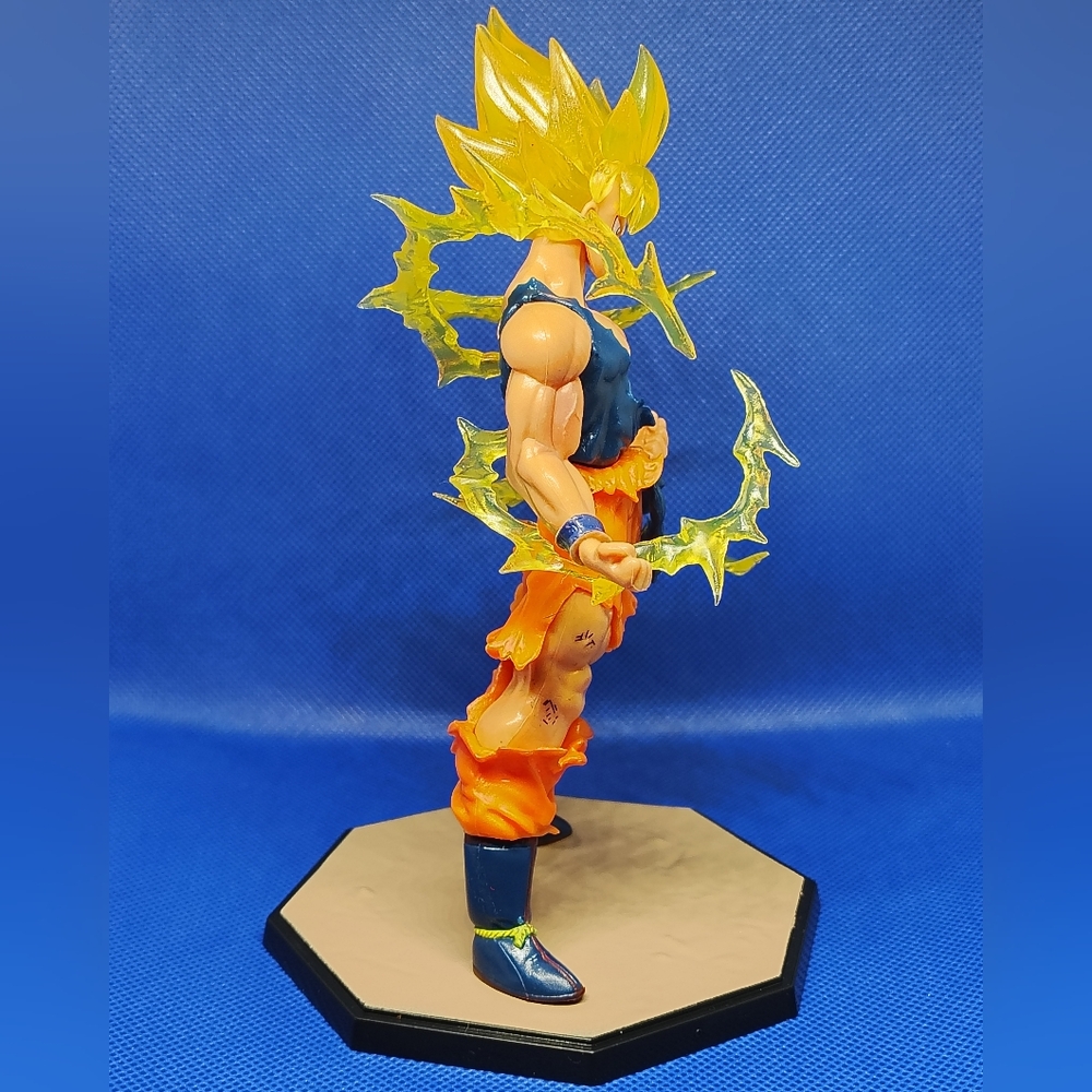 Dragon Ball Z Action Figure - Picture 4 of 5